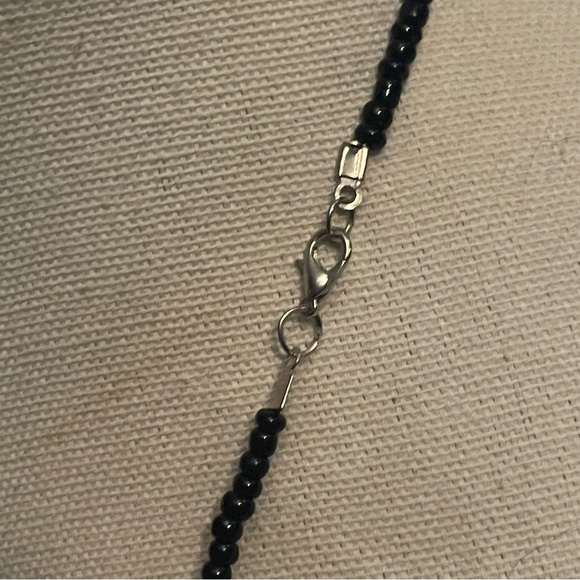 Vintage black faceted bead statement necklace - Picture 3 of 3